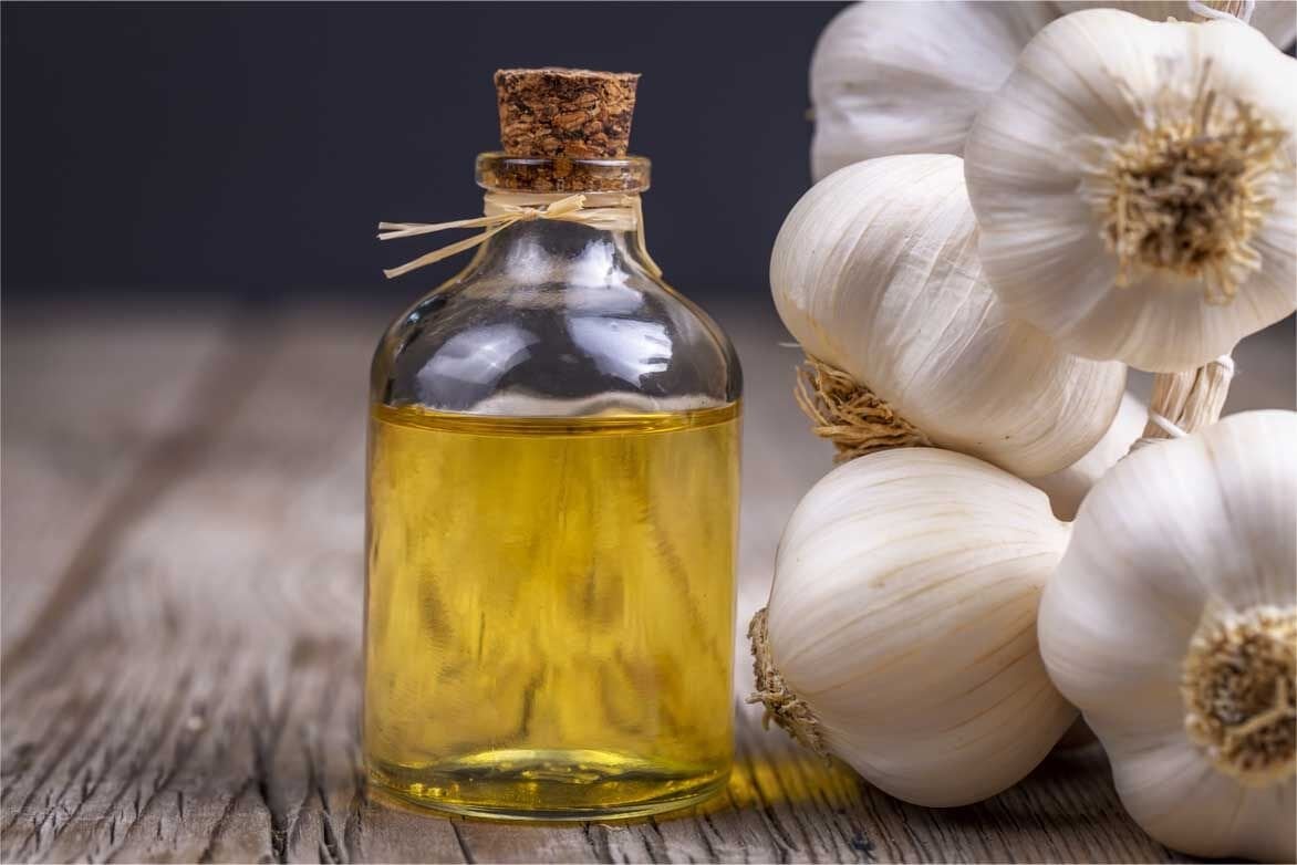 Does Garlic Oil Promote Hair Growth, and How is it Applied? Hair Extension Methods